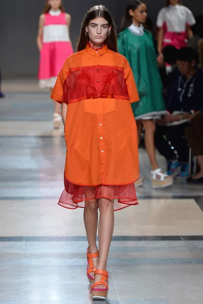 Look 11